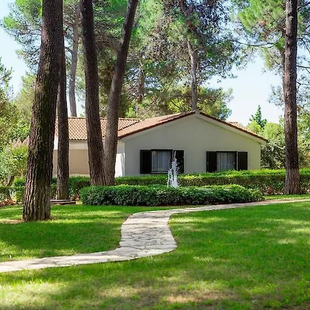 Village Galijot Plava Laguna