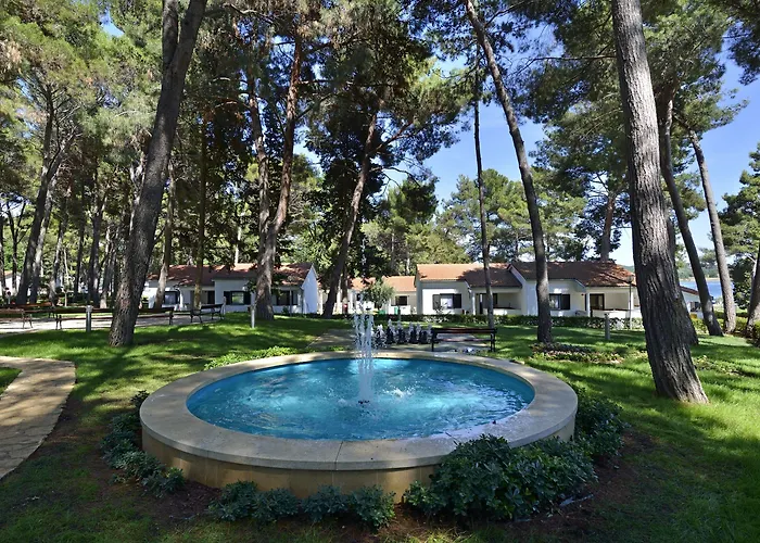 Готель Village Galijot Plava Laguna 4*