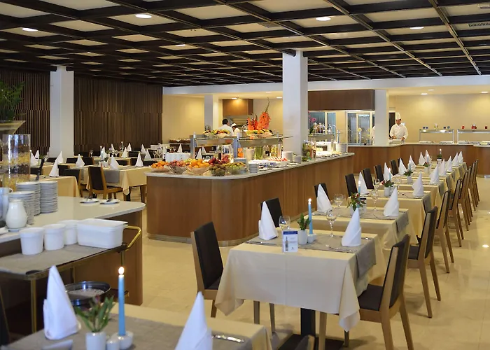 拉古娜普拉哥特酒店 酒店